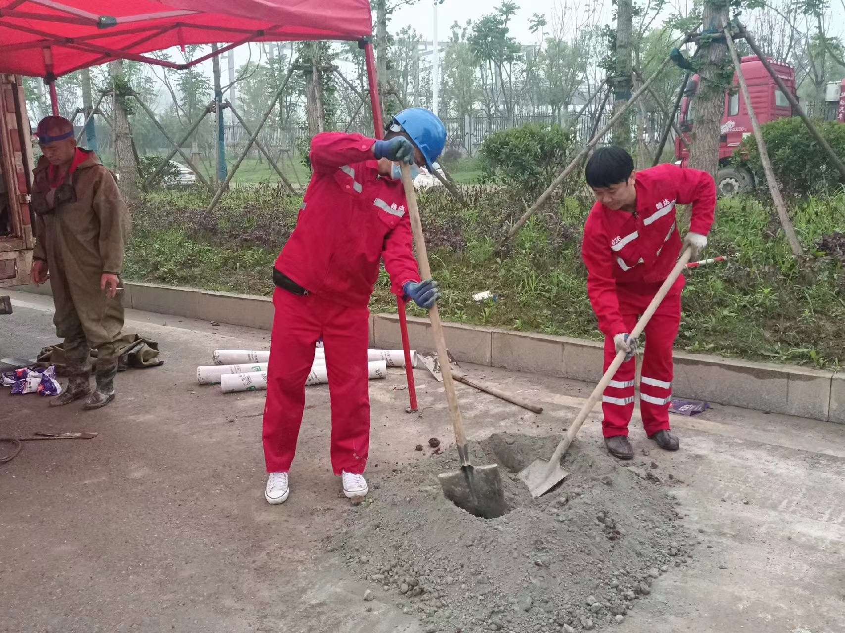 隆化管道疏通哪家好】及时进行市政管道清淤